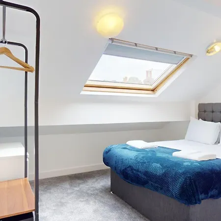 4bed And 4bath House Near Centre With Free Wifi Sheffield